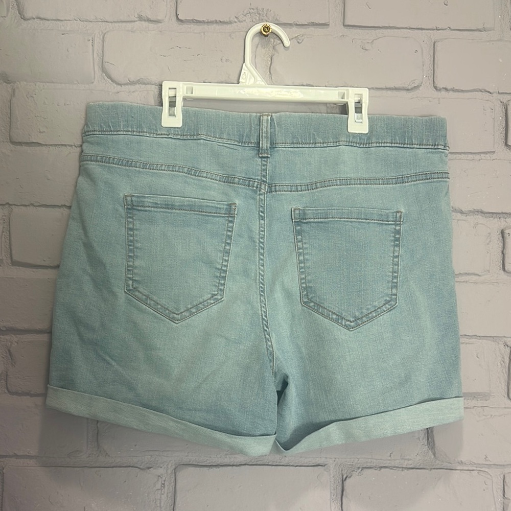 NEW Time and Tru Light Blue Jean Shorts size L - Picture 3 of 4